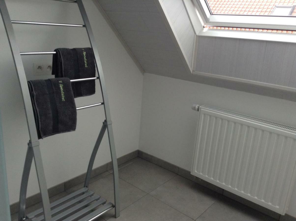 'T Speutekot Apartamento Watou Exterior foto